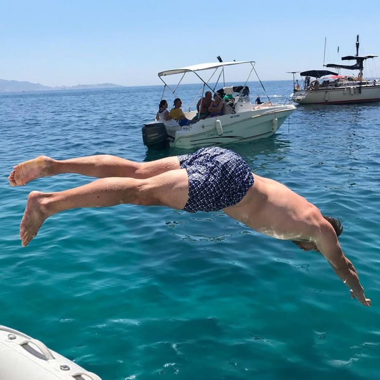 Baignade-et-fargnete-balade-en-mer-marseille